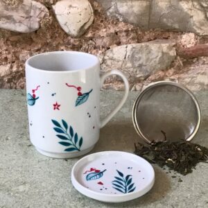Tisanière thé infusions en porcelaine de limoges peinte à la main par jeym. Ventre drop collection bleue pour combat contre cancer. petit déjeuner cocooning