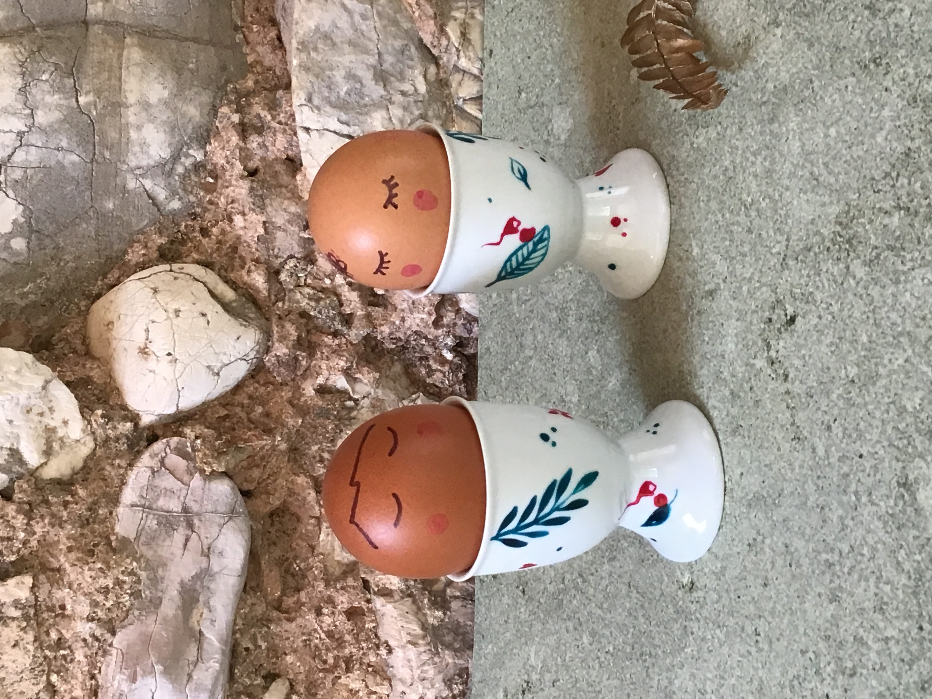 coquetier oeuf à la coque repas régressif retour à l'enfance