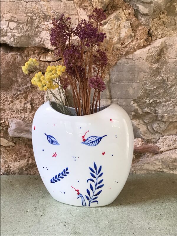 Vase allongé porcelaine - collection BLEUE